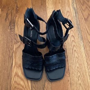 Vince Camuto Suraylin Sandal (size 9)